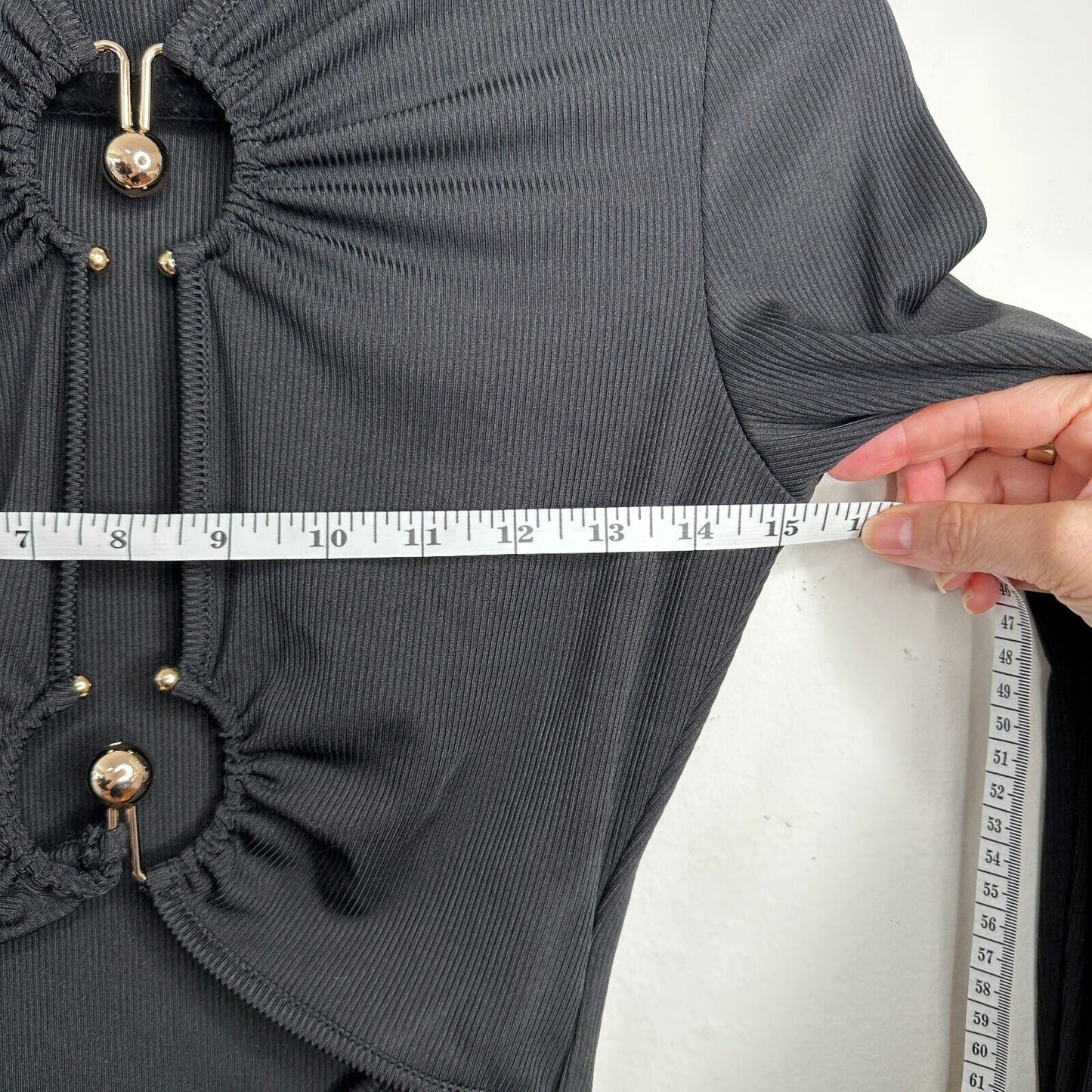 Sophie Anne Keyhole Black Bodysuit Gold Tone Hardware Long Sleeve Rib Knit 2
