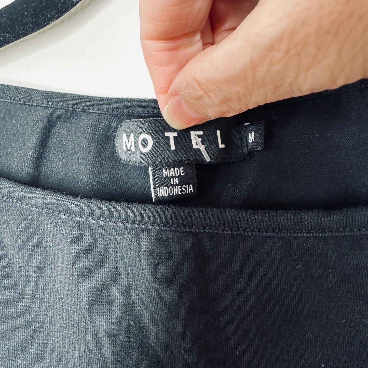 Motel Black Long Sleeve Round Neck Top