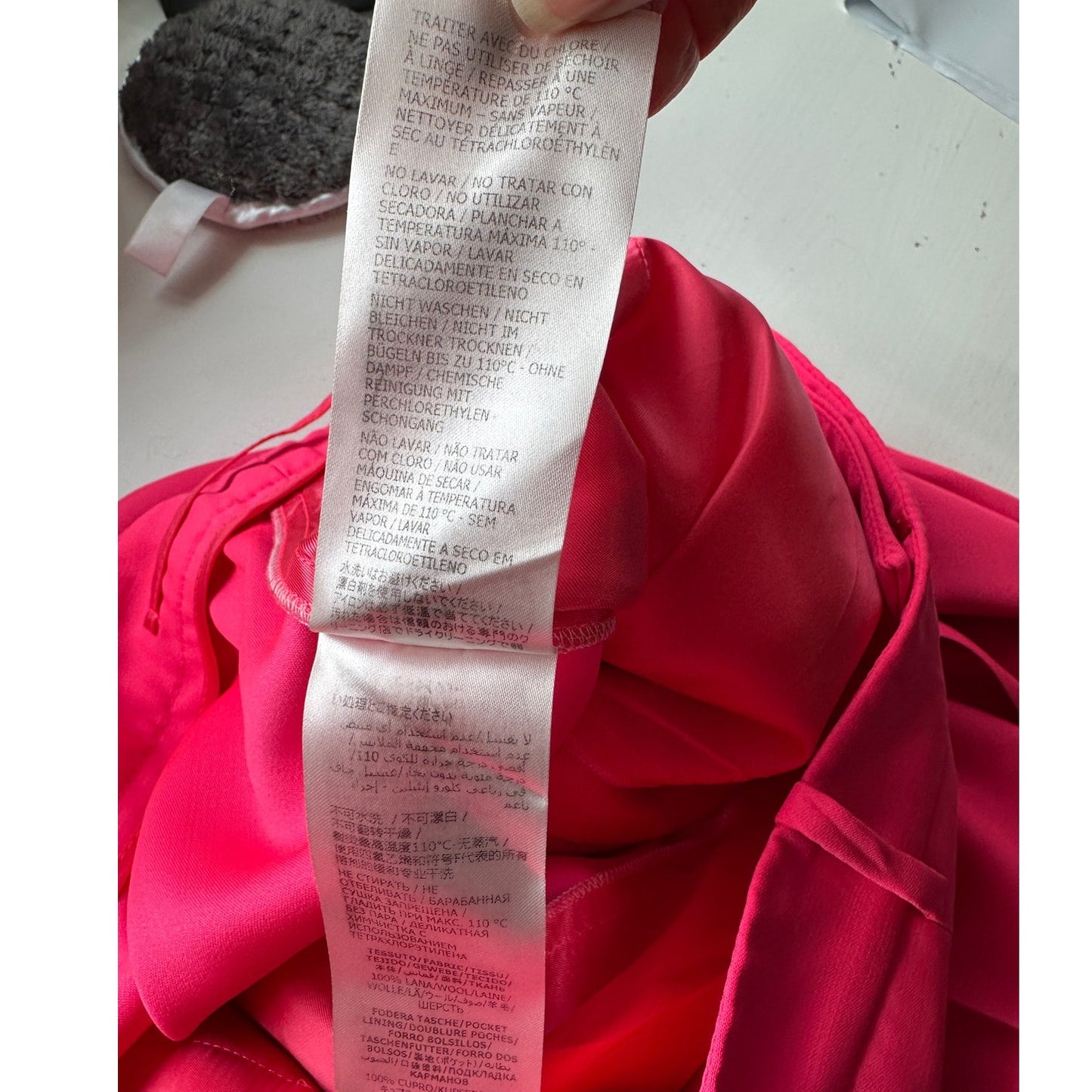 Alexander McQueen Coral Pink Pleated Trousers Women size 10