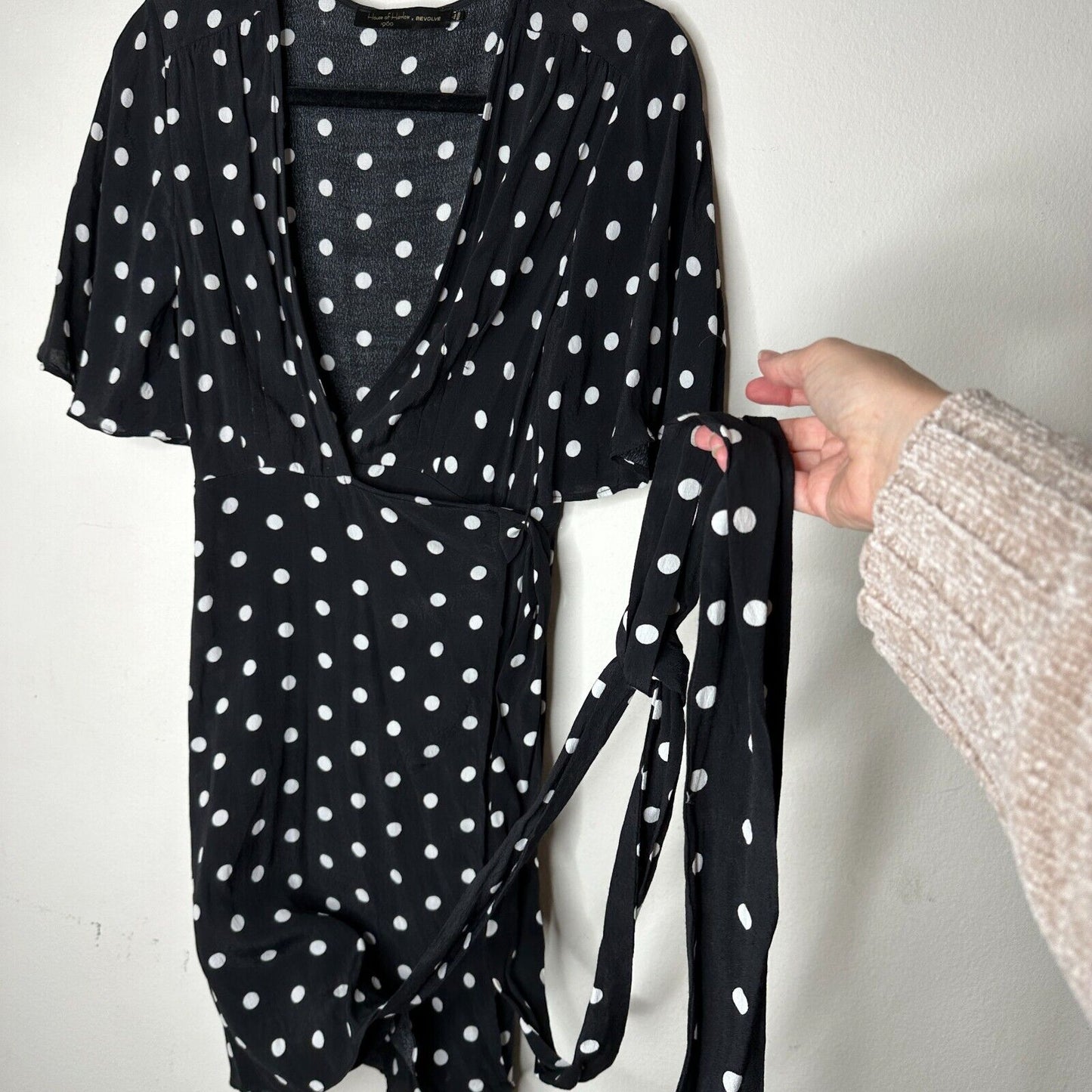 House of Harlow Black White Polka Dot Harper Wrap Mini V-neck Short Sleeve Tie L