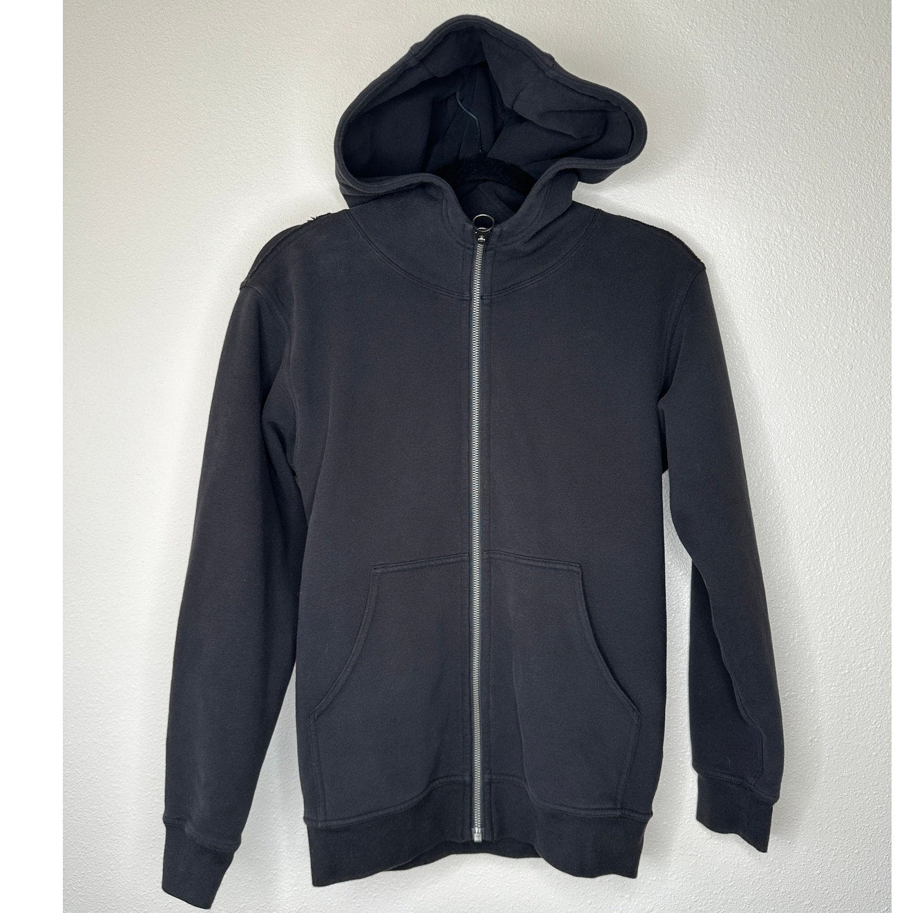 Lululemon Gray Black Long Sleeve Front Zip Pocketed Hoodie 6