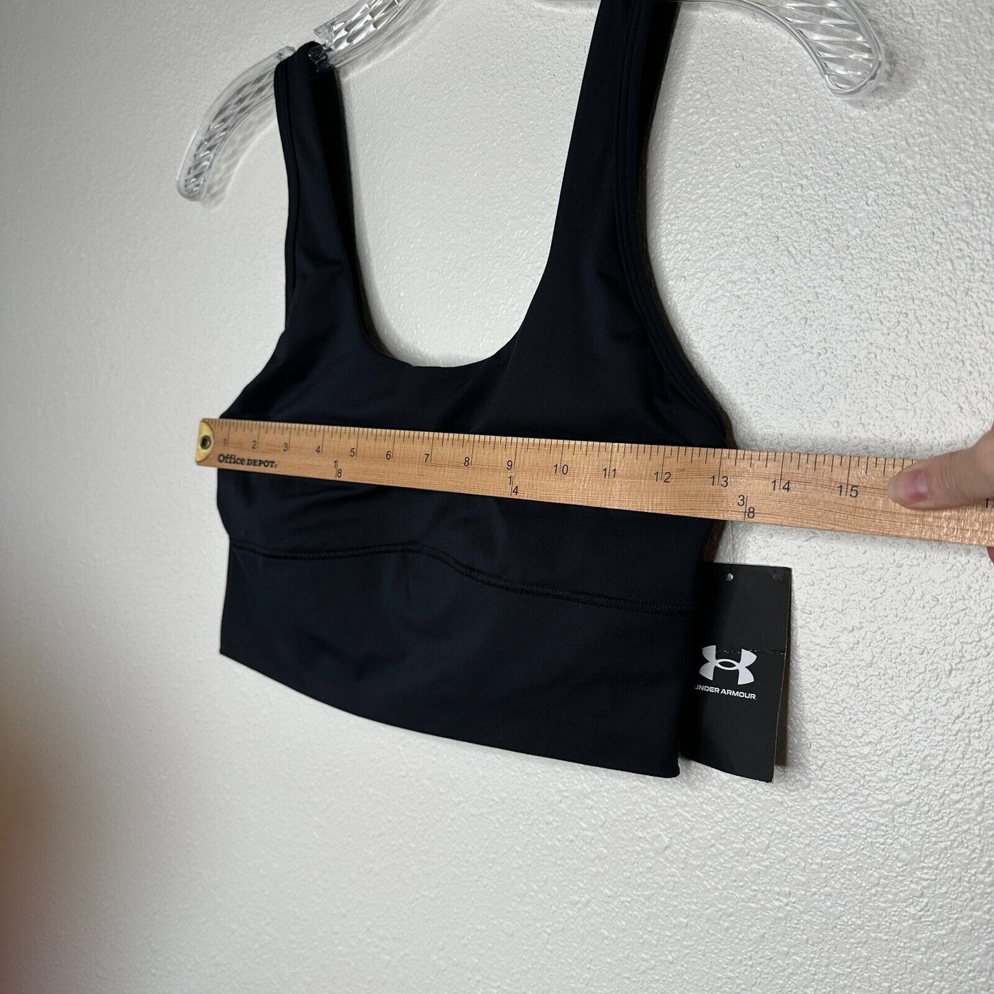 NWT Under Armour Black Meridian 4-Way Stretch Fitted Crop Tank Top Sports Bra S