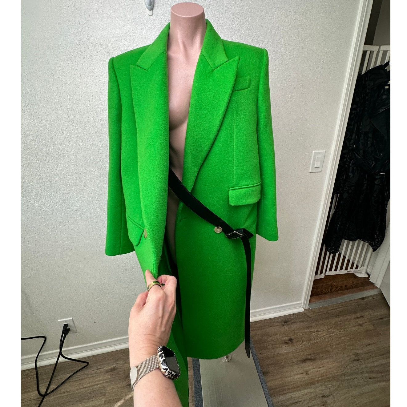 Alexander McQueen Lime Green Fitted Wool Coat Made in Italy 8