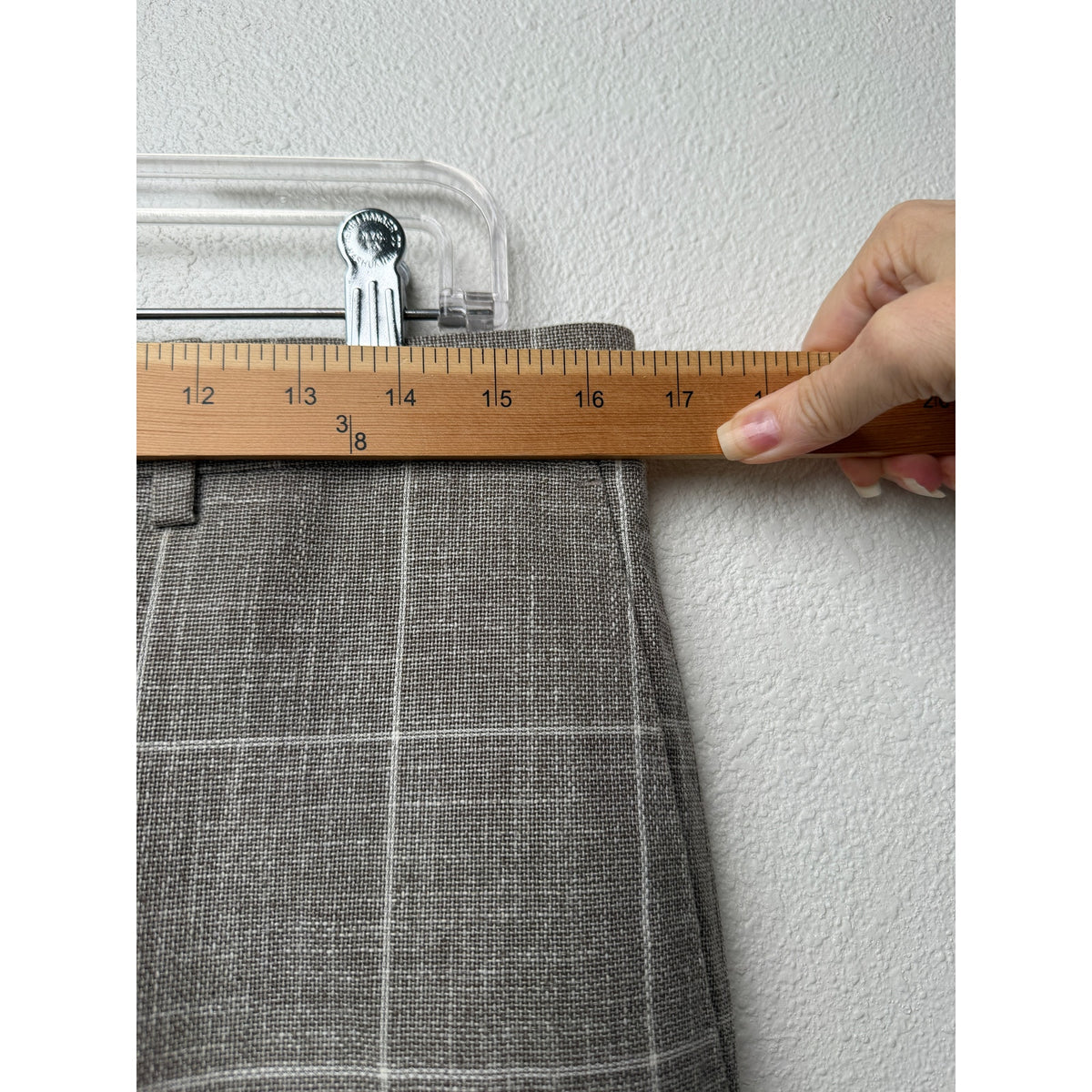 Banana Republic Taupe Windowpane Trousers Men 31x32