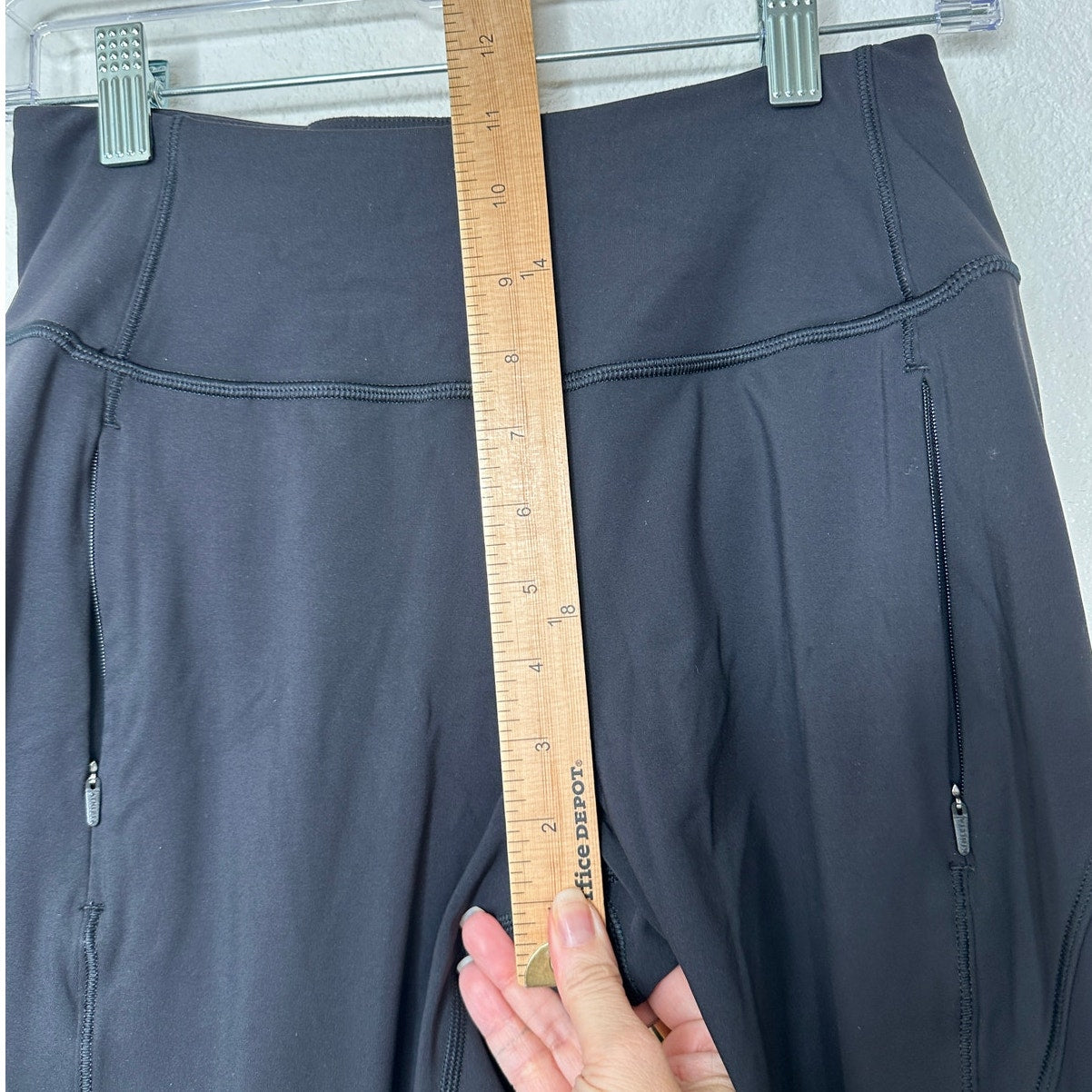 Athleta Black Distant Jogger High Rise Zip Pockets Yoga Pants XXS